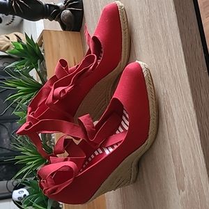 Red Canvas Rampage Espadrille